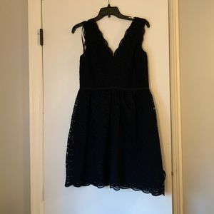 Ann Taylor loft black lace dress size 6 EUC
